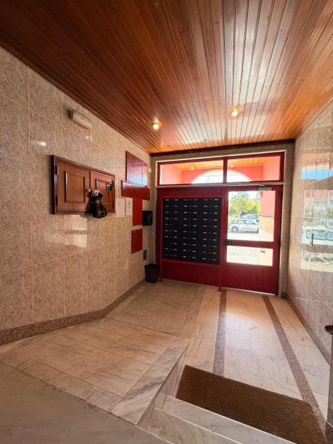 Apartamento T2 para Venda em Algueirão-Mem Martins