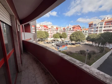 Apartamento T2 para Venda em Algueirão-Mem Martins