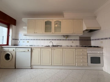 Apartamento T2 para Venda em Algueirão-Mem Martins