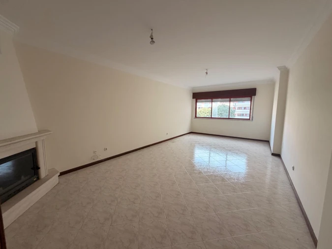 Apartamento T2 para Venda em Algueirão-Mem Martins Foto 11