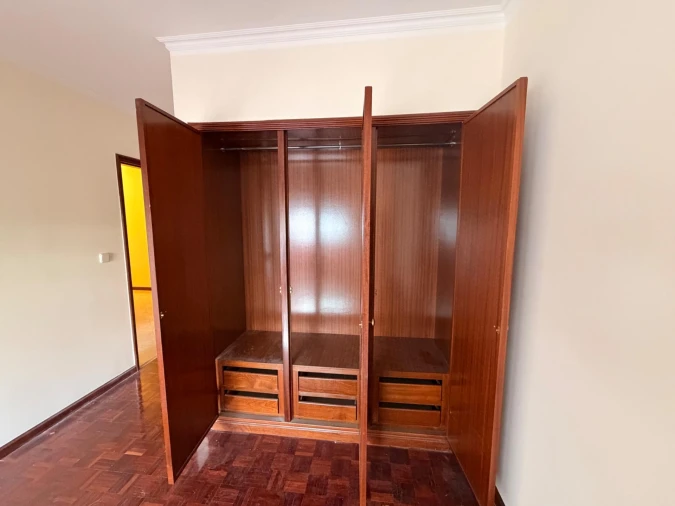 Apartamento T2 para Venda em Algueirão-Mem Martins Foto 20
