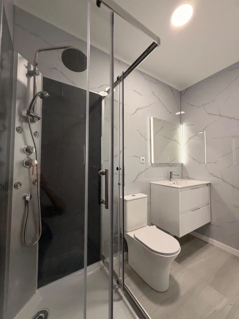 Apartamento T2 para Venda em Oeiras e São Julião da Barra, Paço de Arcos e Caxias