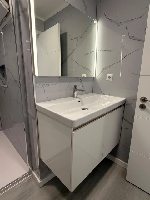 Apartamento T2 para Venda em Oeiras e São Julião da Barra, Paço de Arcos e Caxias