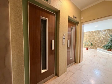 Apartamento T2 para Venda em Oeiras e São Julião da Barra, Paço de Arcos e Caxias