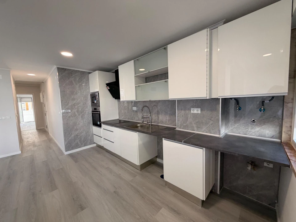 Apartamento T2 para Venda em Oeiras e São Julião da Barra, Paço de Arcos e Caxias Foto 4