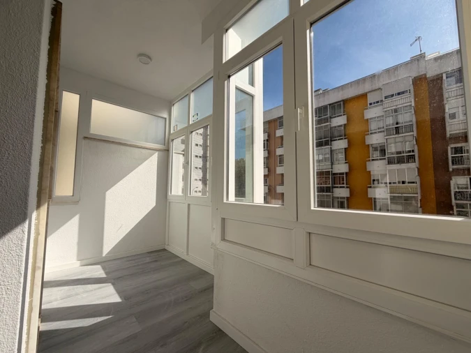 Apartamento T2 para Venda em Oeiras e São Julião da Barra, Paço de Arcos e Caxias Foto 19