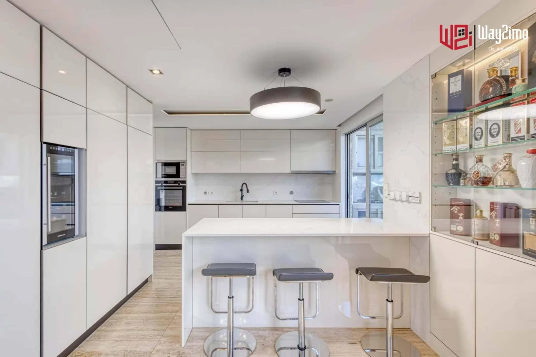 Apartamento T4 para Venda em Ramalde Foto 4