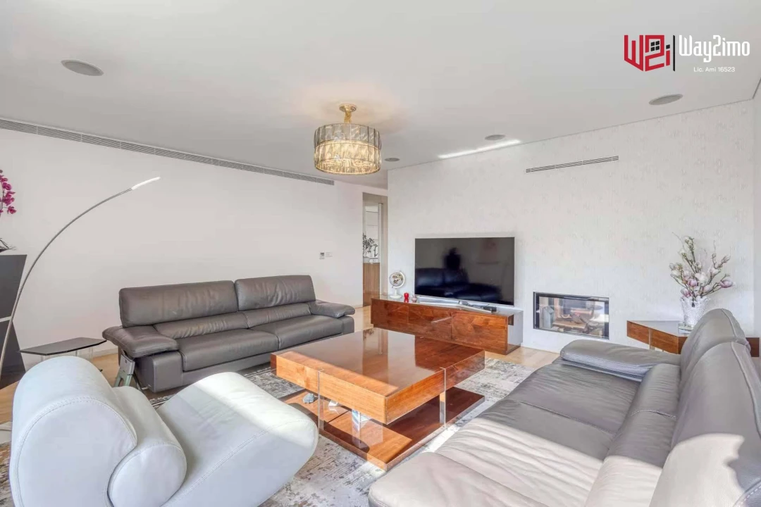 Apartamento T4 para Venda em Ramalde Foto 5