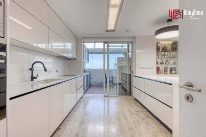 Apartamento T4 para Venda em Ramalde