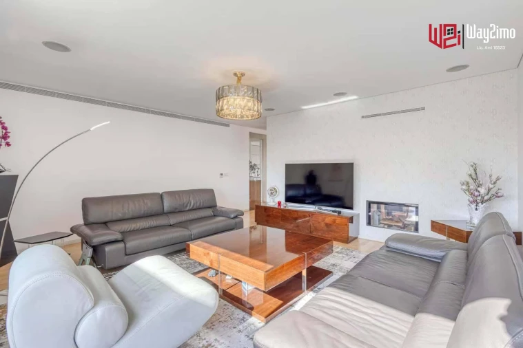 Apartamento T4 para Venda em Ramalde Foto 5