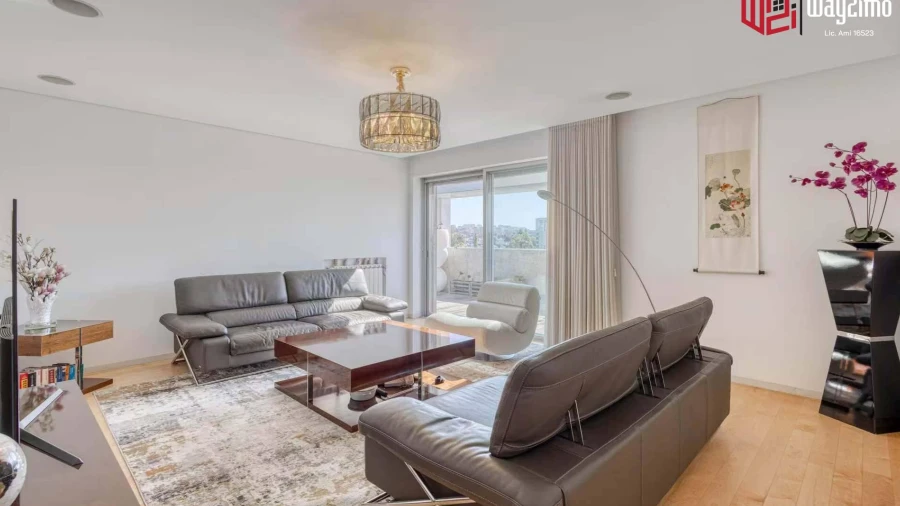 Apartamento T4 para Venda em Ramalde