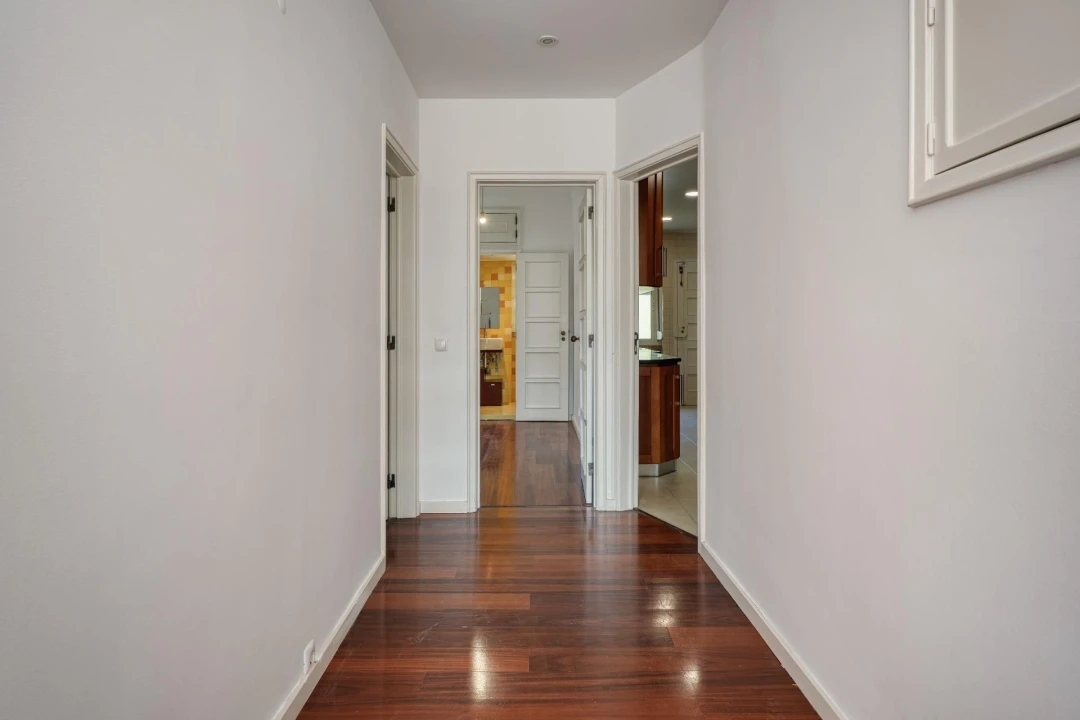 Apartamento T3 para Venda em Alvalade Foto 11