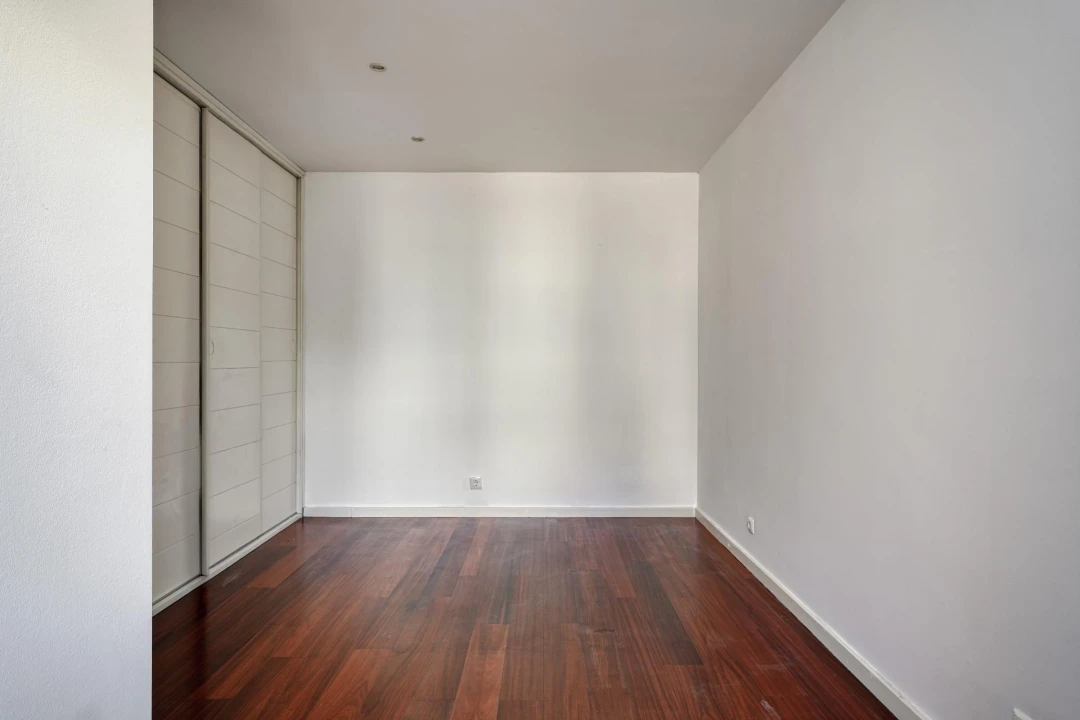 Apartamento T3 para Venda em Alvalade Foto 12