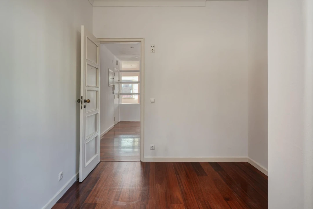 Apartamento T3 para Venda em Alvalade Foto 13