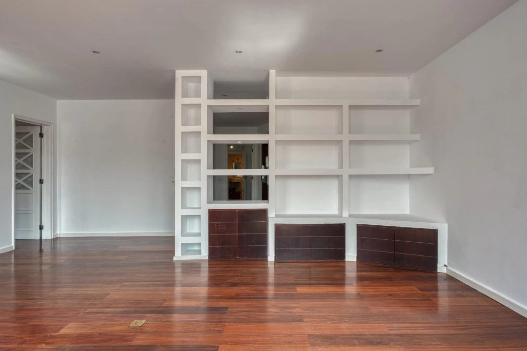 Apartamento T3 para Venda em Alvalade Foto 2