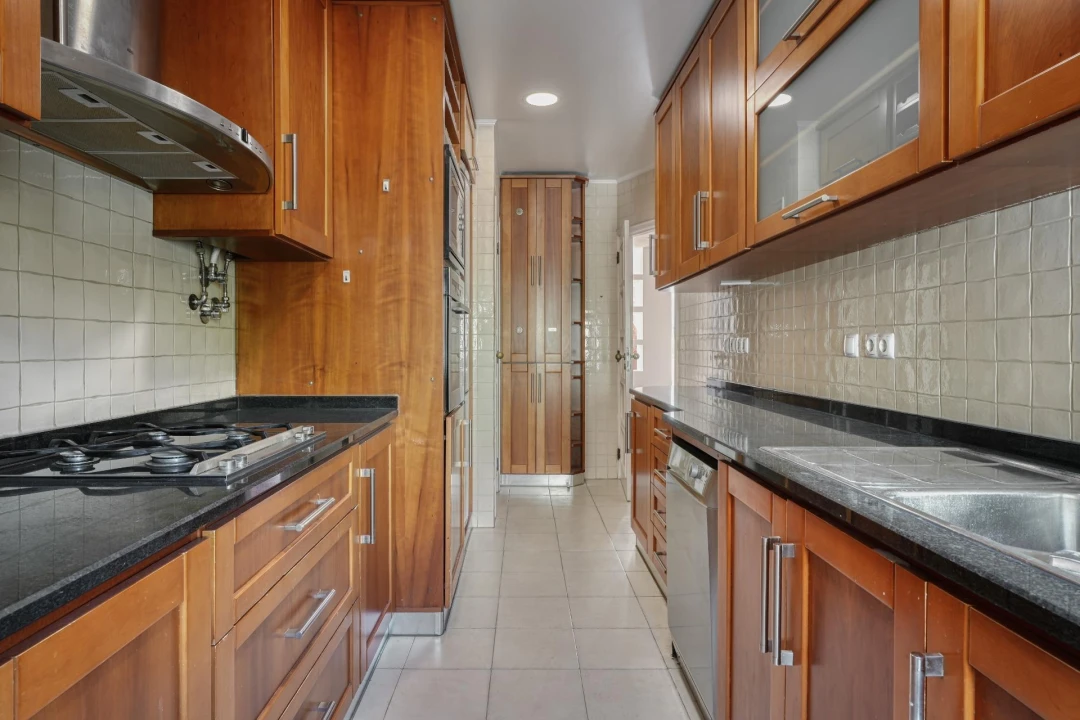 Apartamento T3 para Venda em Alvalade Foto 8