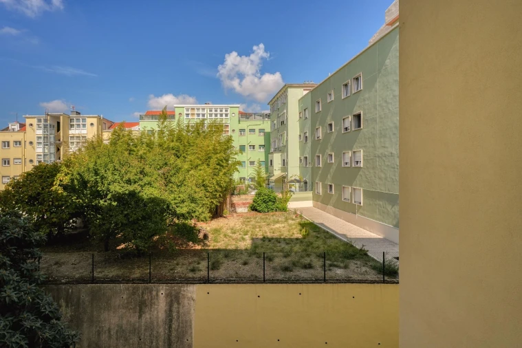 Apartamento T3 para Venda em Alvalade Foto 24
