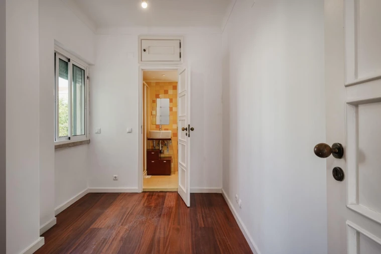Apartamento T3 para Venda em Alvalade Foto 9