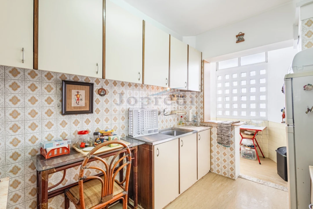 Apartamento T2 para Venda em Carcavelos e Parede Foto 4
