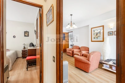 Apartamento T2 para Venda em Carcavelos e Parede