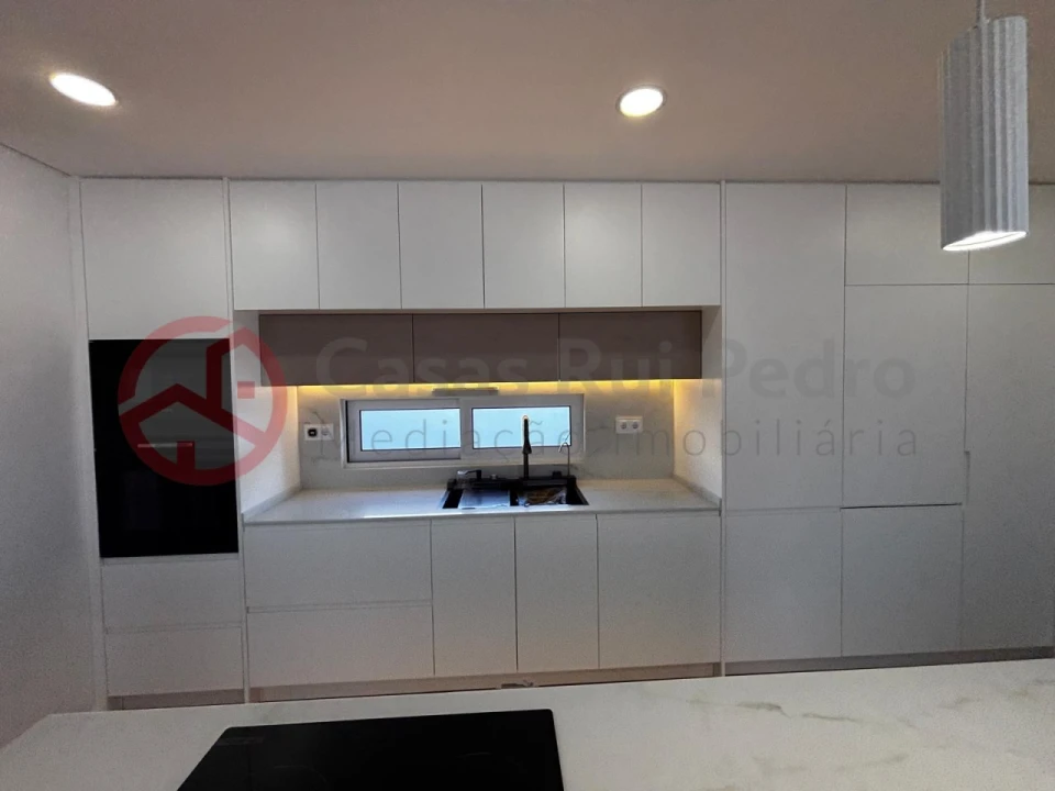 Moradia T3 para Venda em Fernao Ferro Foto 5