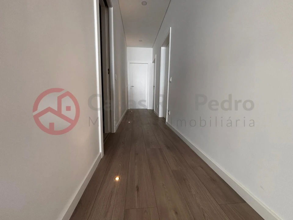 Moradia T3 para Venda em Fernao Ferro Foto 11