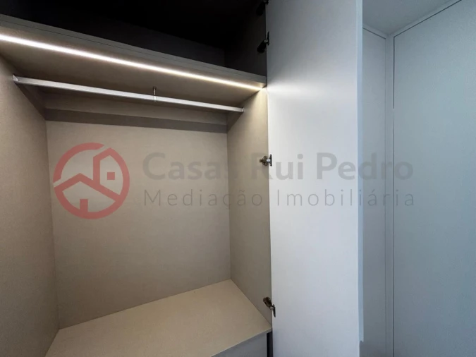 Moradia T3 para Venda em Fernao Ferro Foto 23