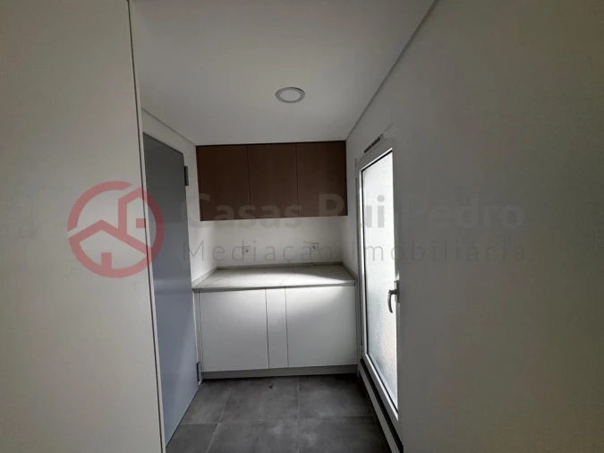 Moradia T3 para Venda em Fernao Ferro Foto 29