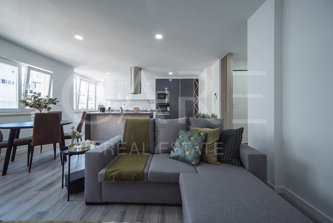 Apartamento T3 para Venda em Benfica Foto 5