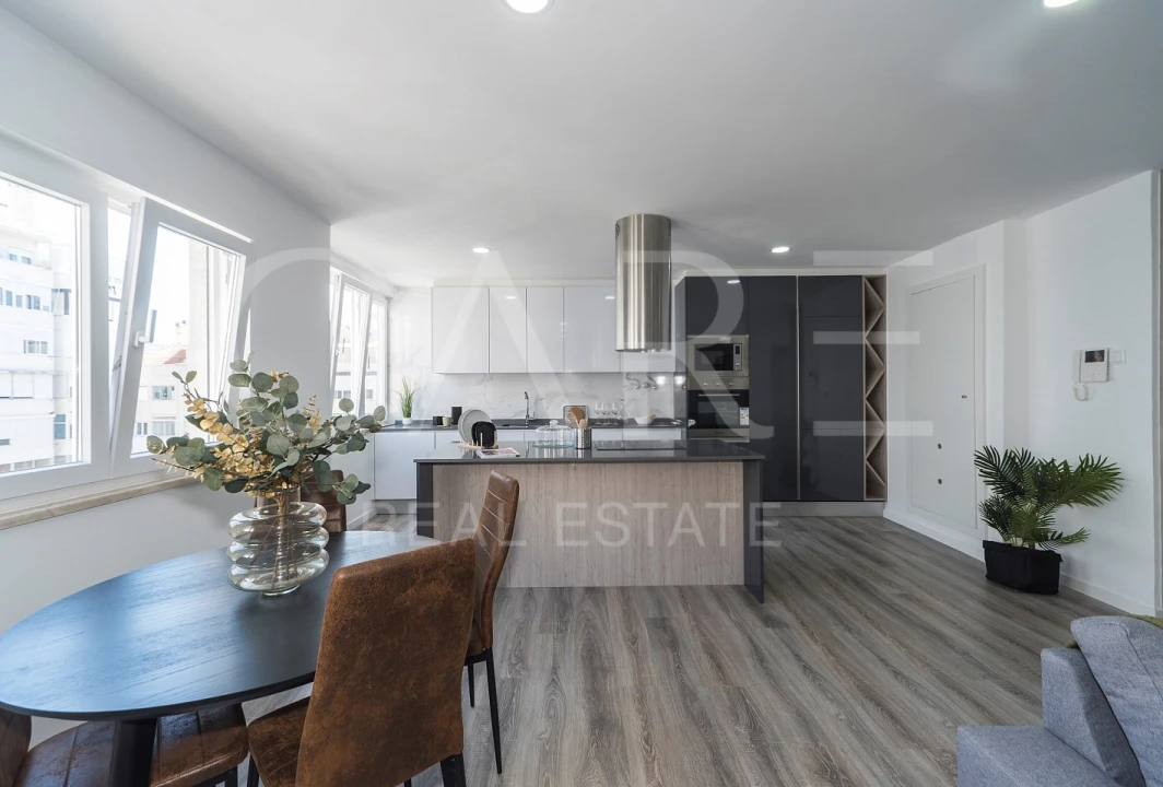 Apartamento T3 para Venda em Benfica Foto 6