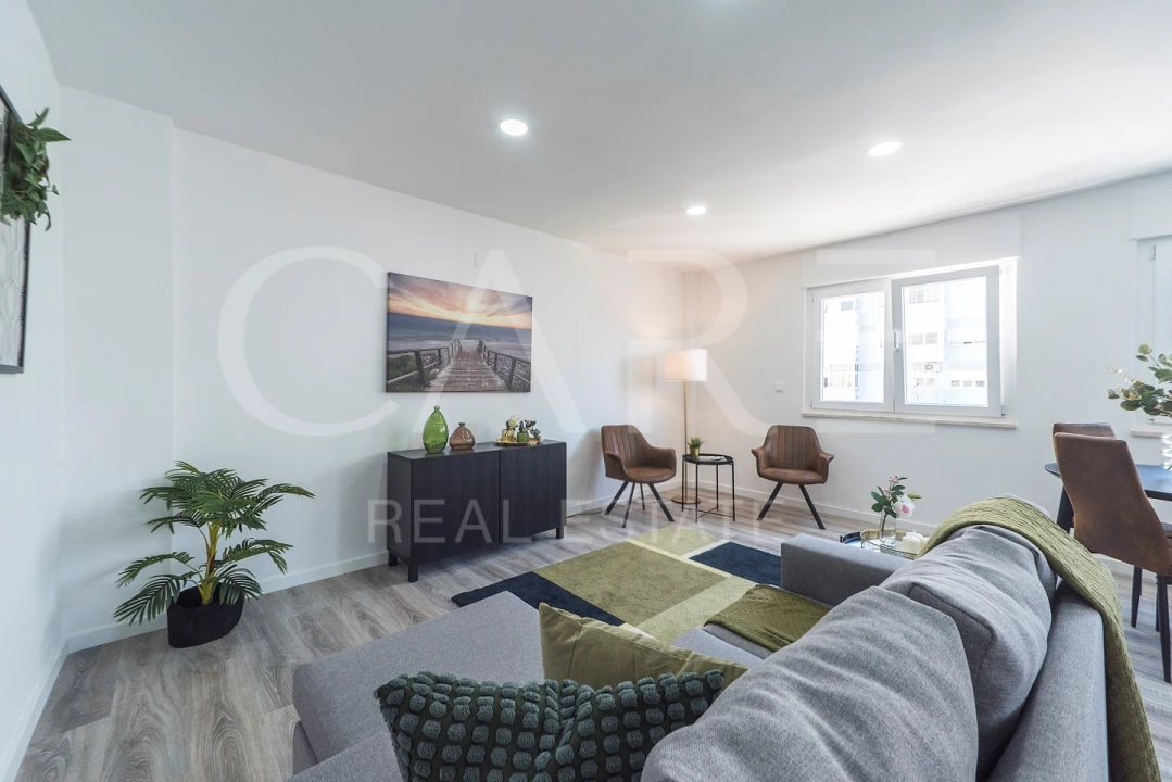 Apartamento T3 para Venda em Benfica Foto 9