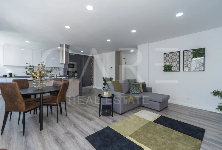 Apartamento T3 para Venda em Benfica Foto 3