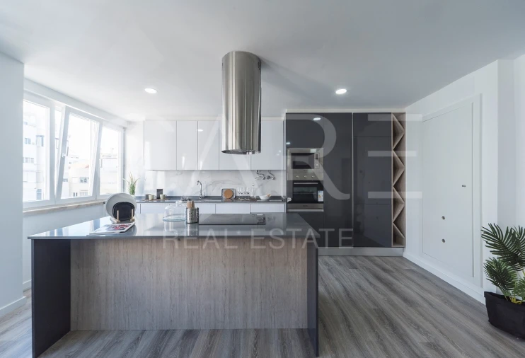 Apartamento T3 para Venda em Benfica Foto 7