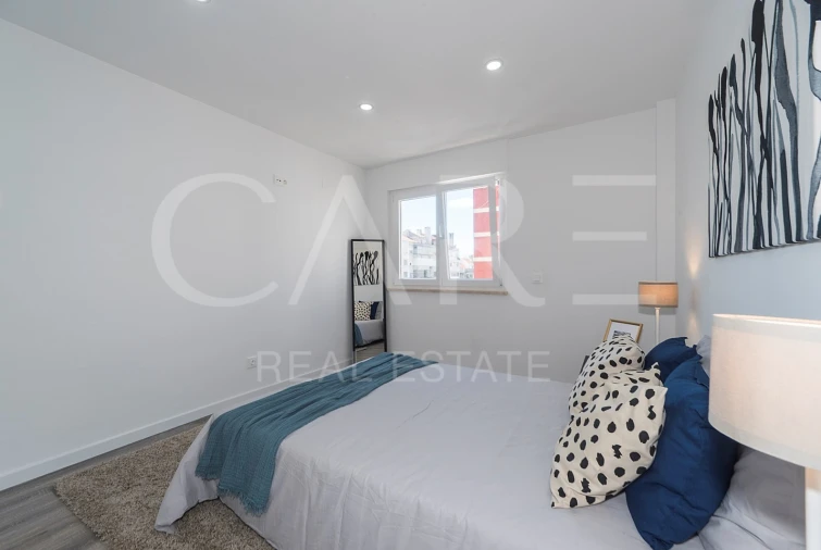 Apartamento T3 para Venda em Benfica Foto 32