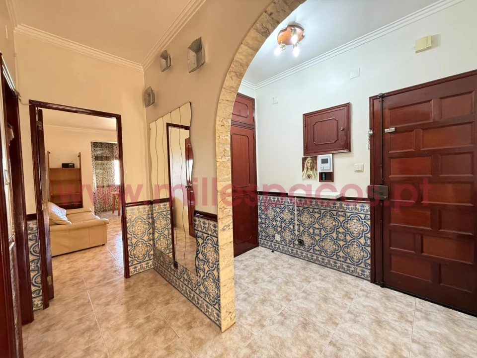 Apartamento T2 para Arrendamento em Odivelas Foto 21