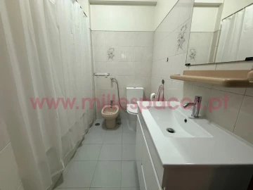 Apartamento T2 para Arrendamento em Odivelas
