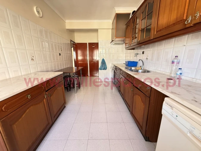 Apartamento T2 para Arrendamento em Odivelas Foto 17