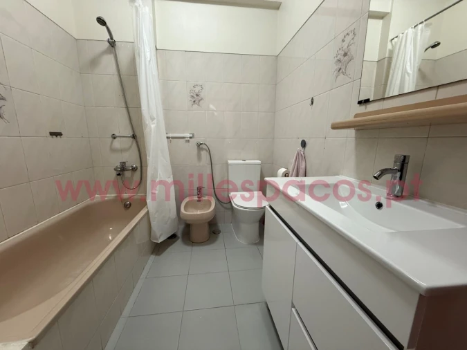 Apartamento T2 para Arrendamento em Odivelas Foto 23