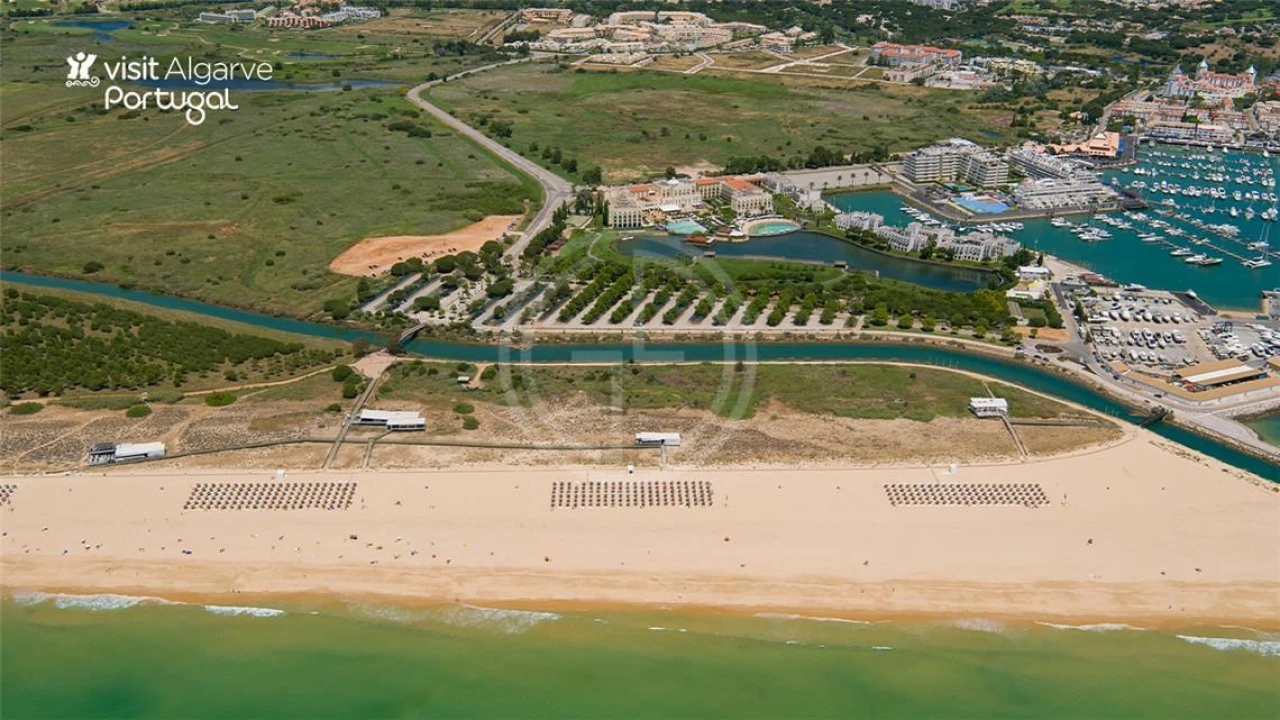Apartamento T2 para Venda em Loule (São Clemente) Foto 15