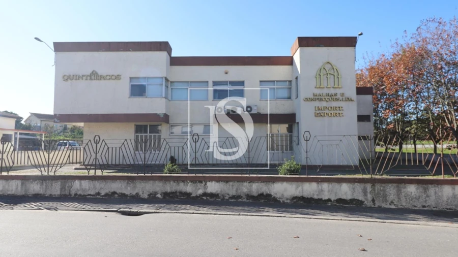 Armazém para Venda em Barcelos, V.Boa, V.Frescainha