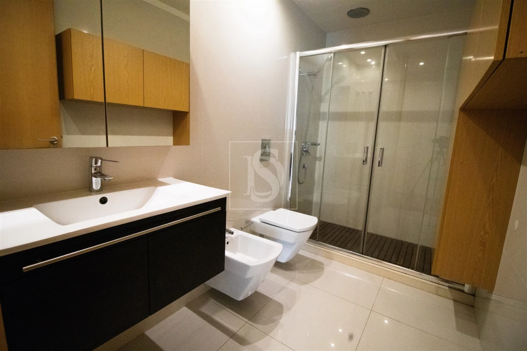 Apartamento T3 para Venda em Arcozelo Foto 26