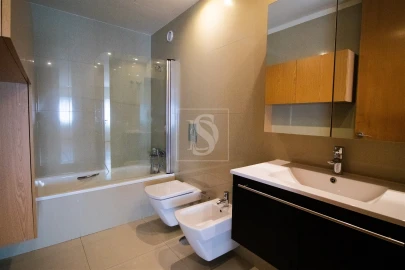Apartamento T3 para Venda em Arcozelo