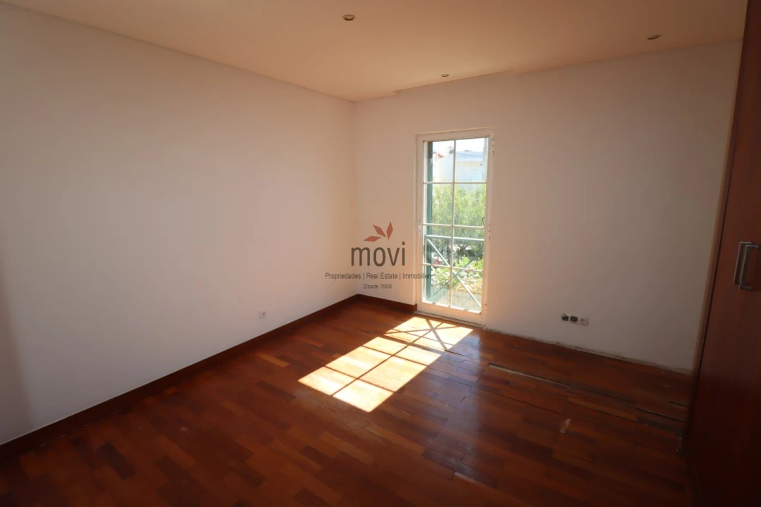 Moradia para Venda em Alcabideche Foto 13