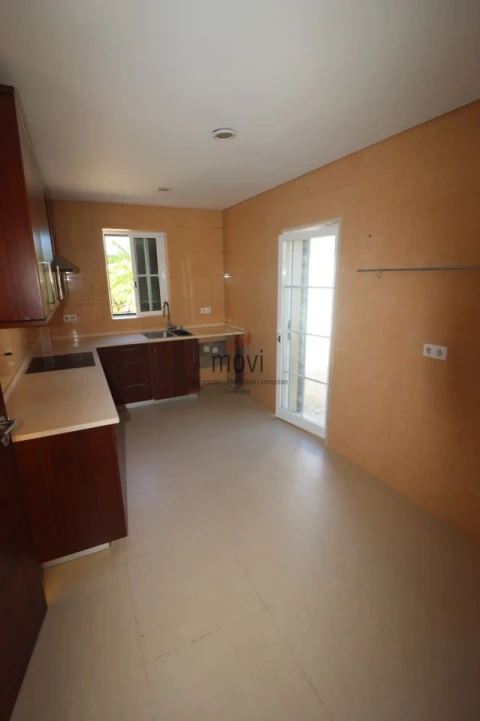 Moradia T4 para Venda em Alcabideche