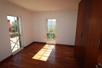 Moradia T4 para Venda em Alcabideche