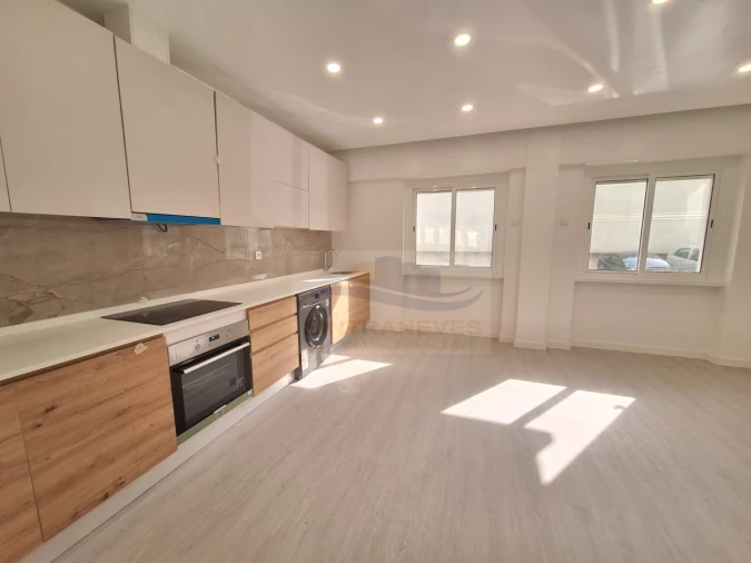 Apartamento T2 para Venda em Águas Livres Foto 2