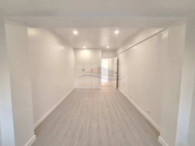 Apartamento T2 para Venda em Águas Livres Foto 8