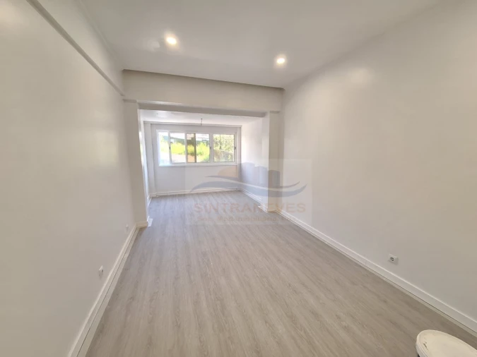 Apartamento T2 para Venda em Águas Livres Foto 10