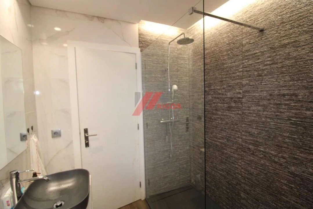 Apartamento T3 para Venda em Labruge Foto 8