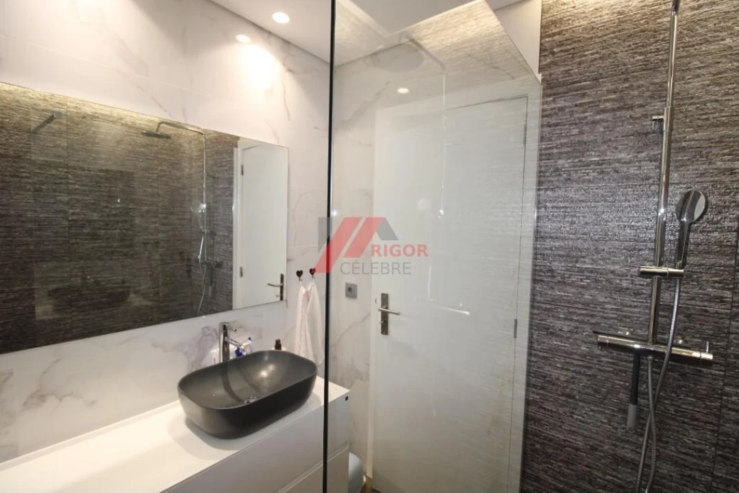 Apartamento T3 para Venda em Labruge Foto 9